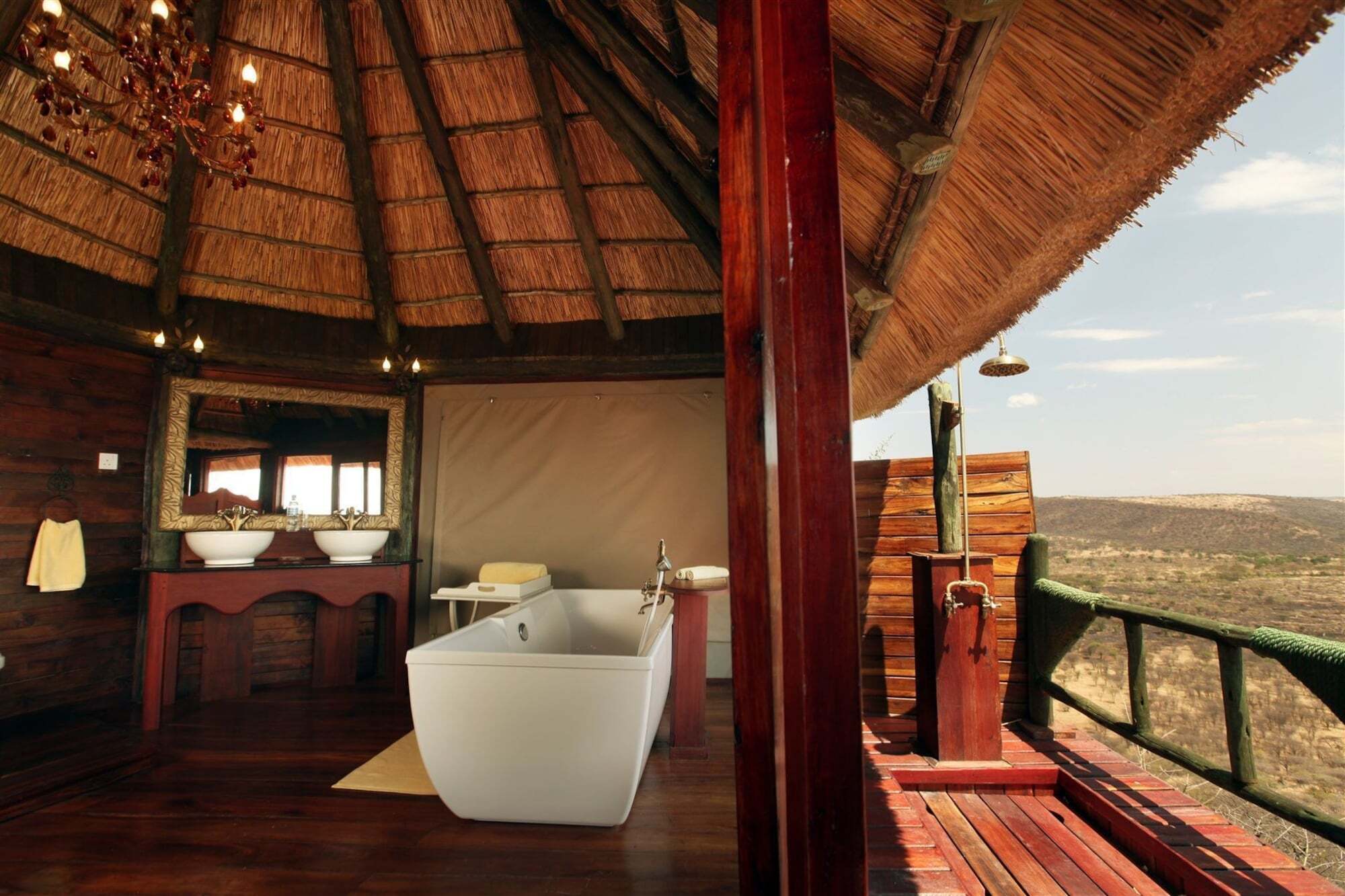 Mbali Mbali Soroi Serengeti Lodge Banagi Экстерьер фото